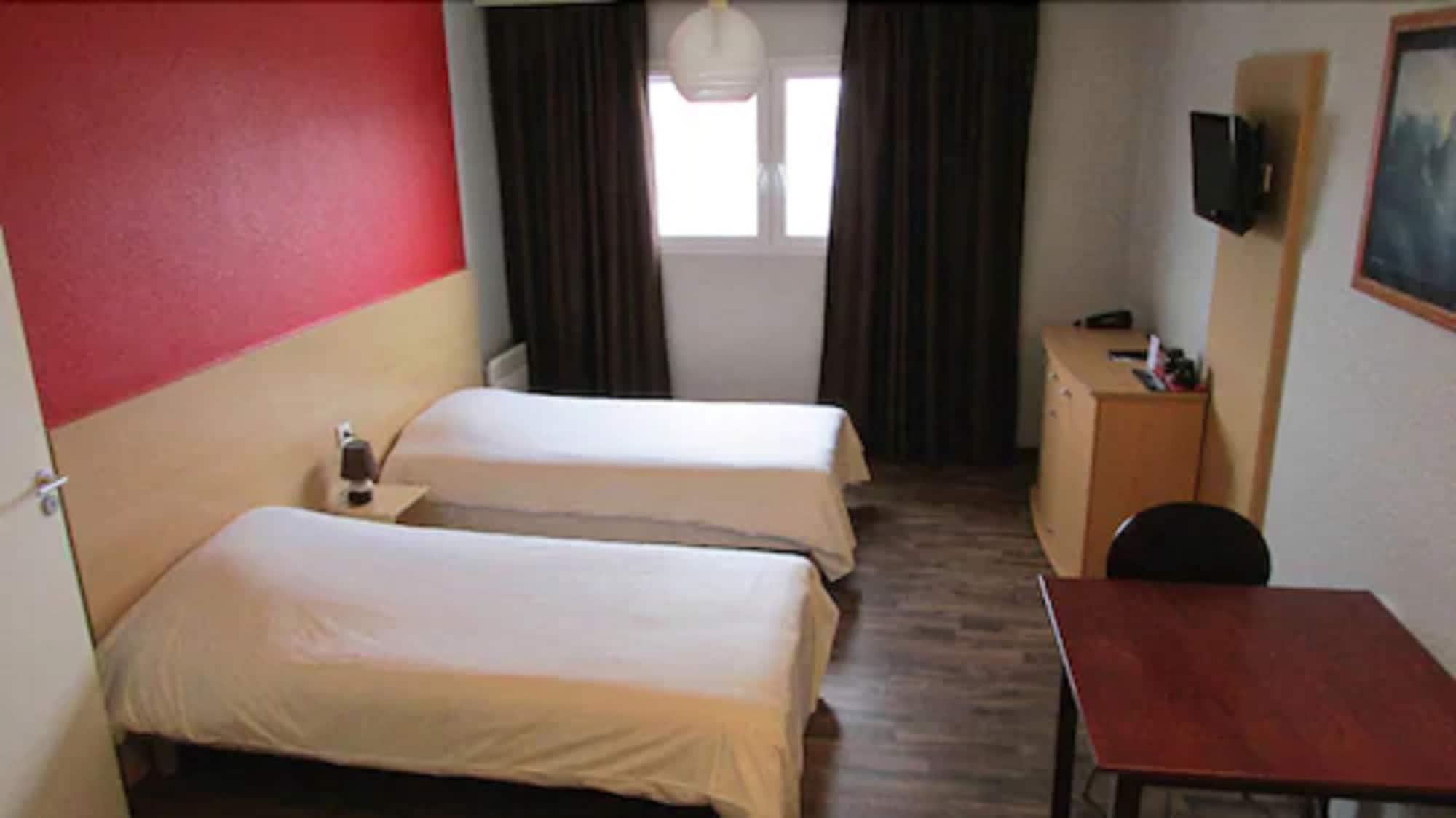 Hostel The People *