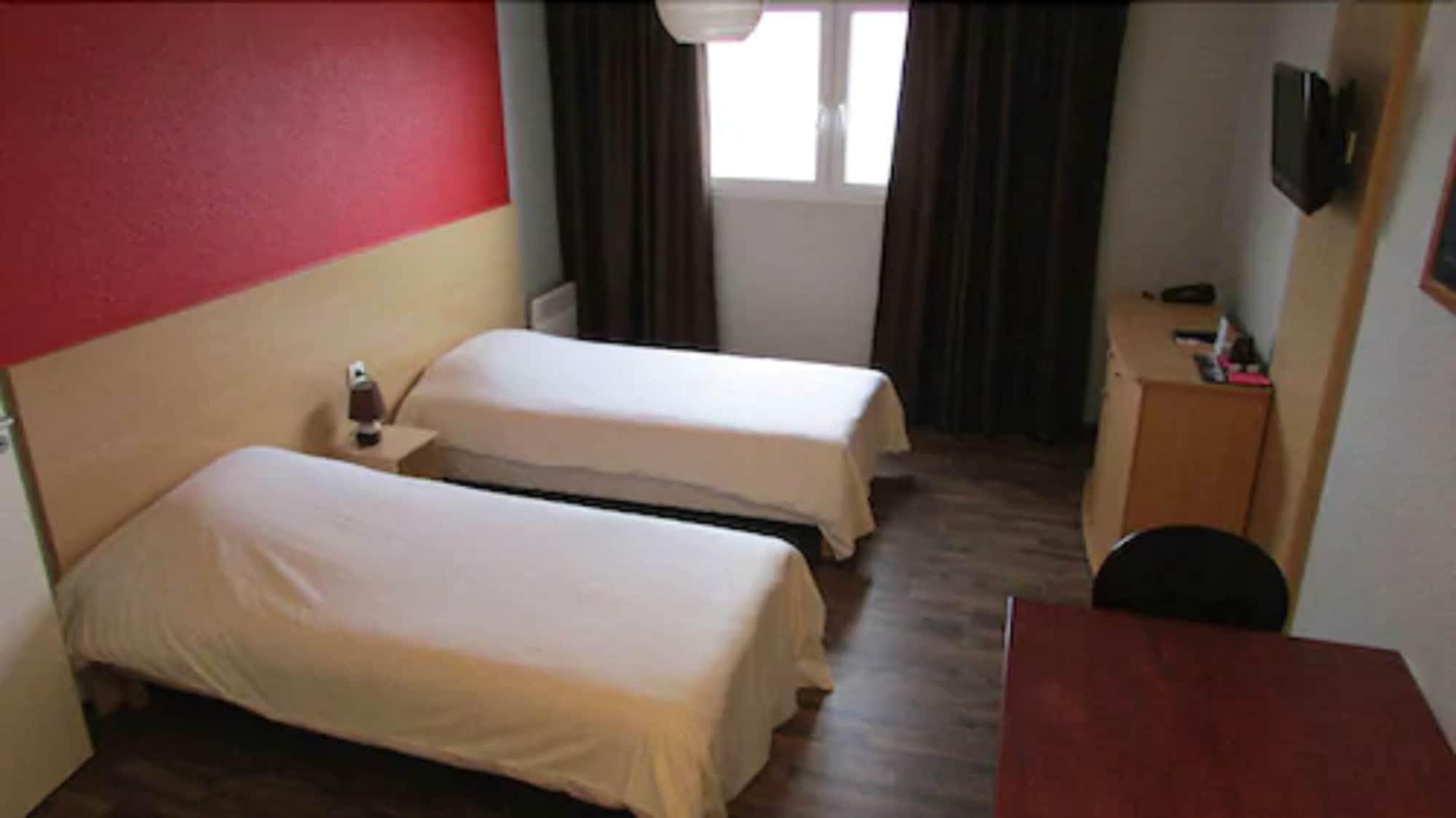 The People Hostel *