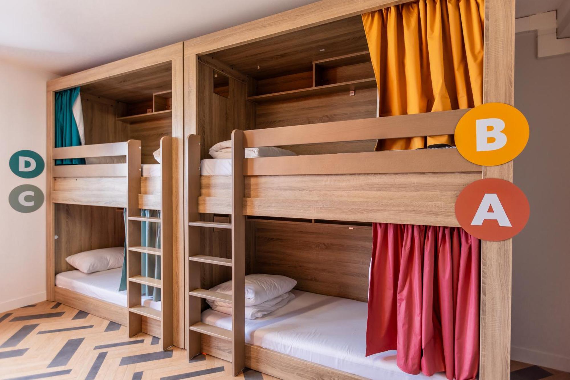 Hostel The People